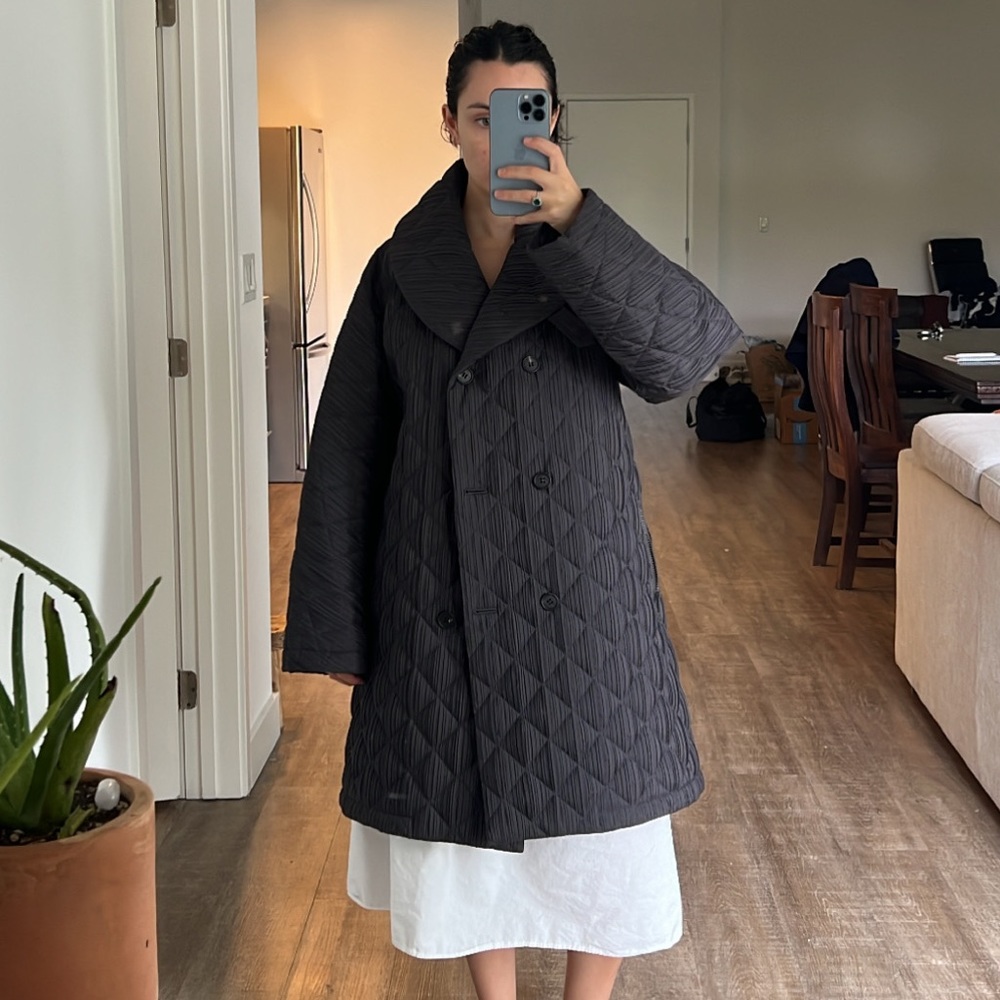 Issey Miyake Grey Pleated Long Diamond Puffer Coat - Men’s but unisex feel